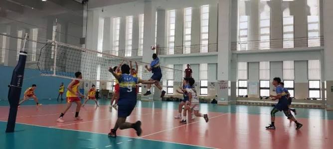 中学排球队定制案例